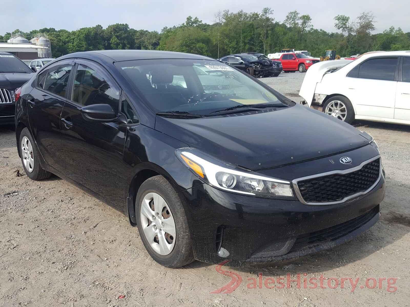 3KPFL4A74HE067305 2017 KIA FORTE