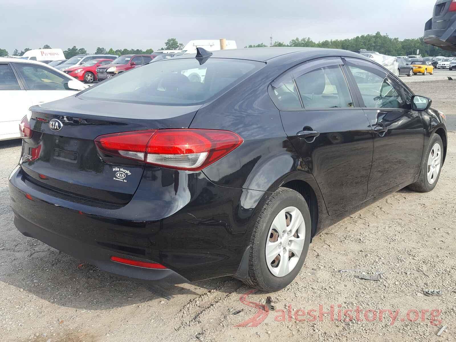 3KPFL4A74HE067305 2017 KIA FORTE