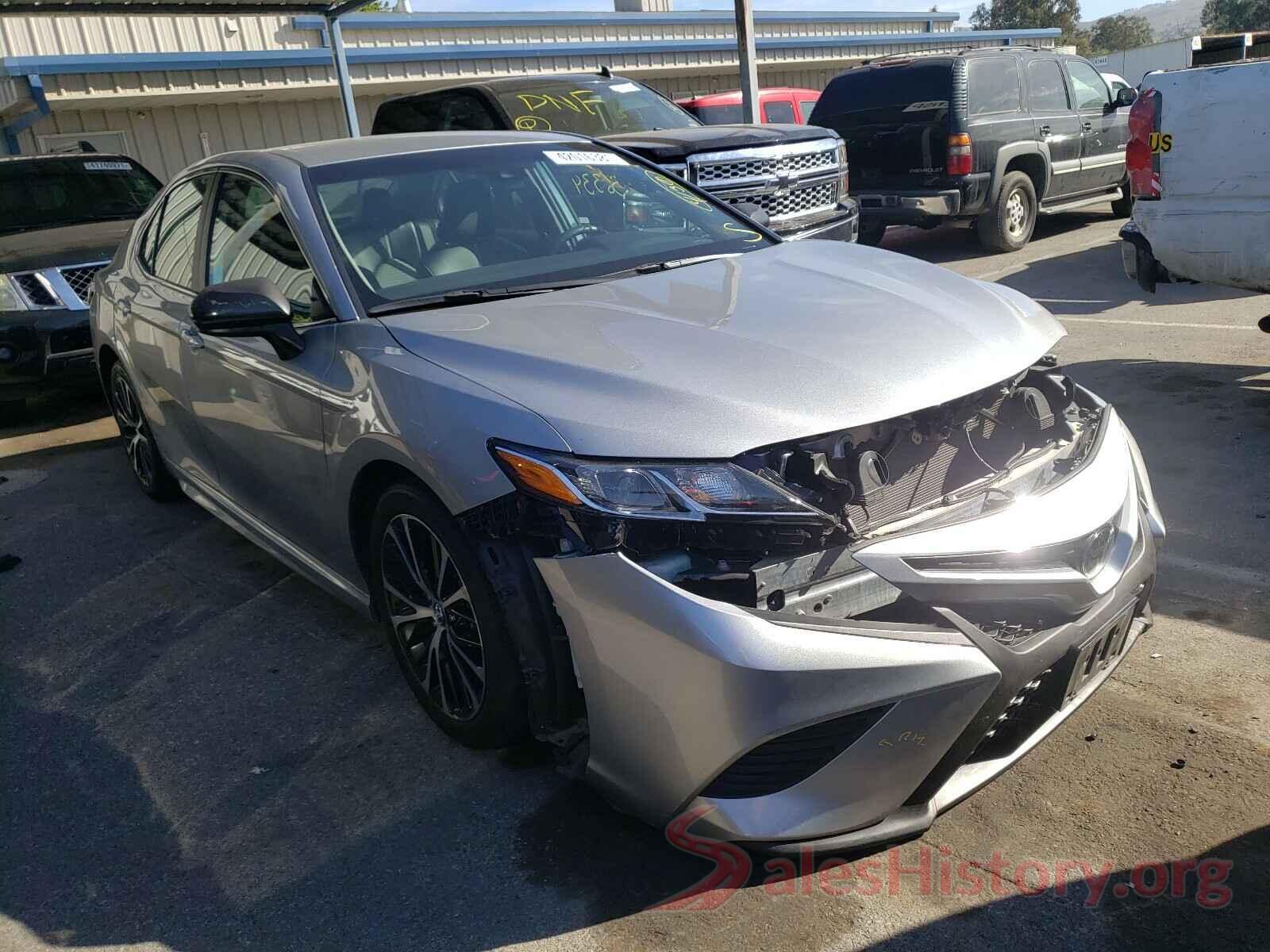 4T1B11HK6KU744601 2019 TOYOTA CAMRY