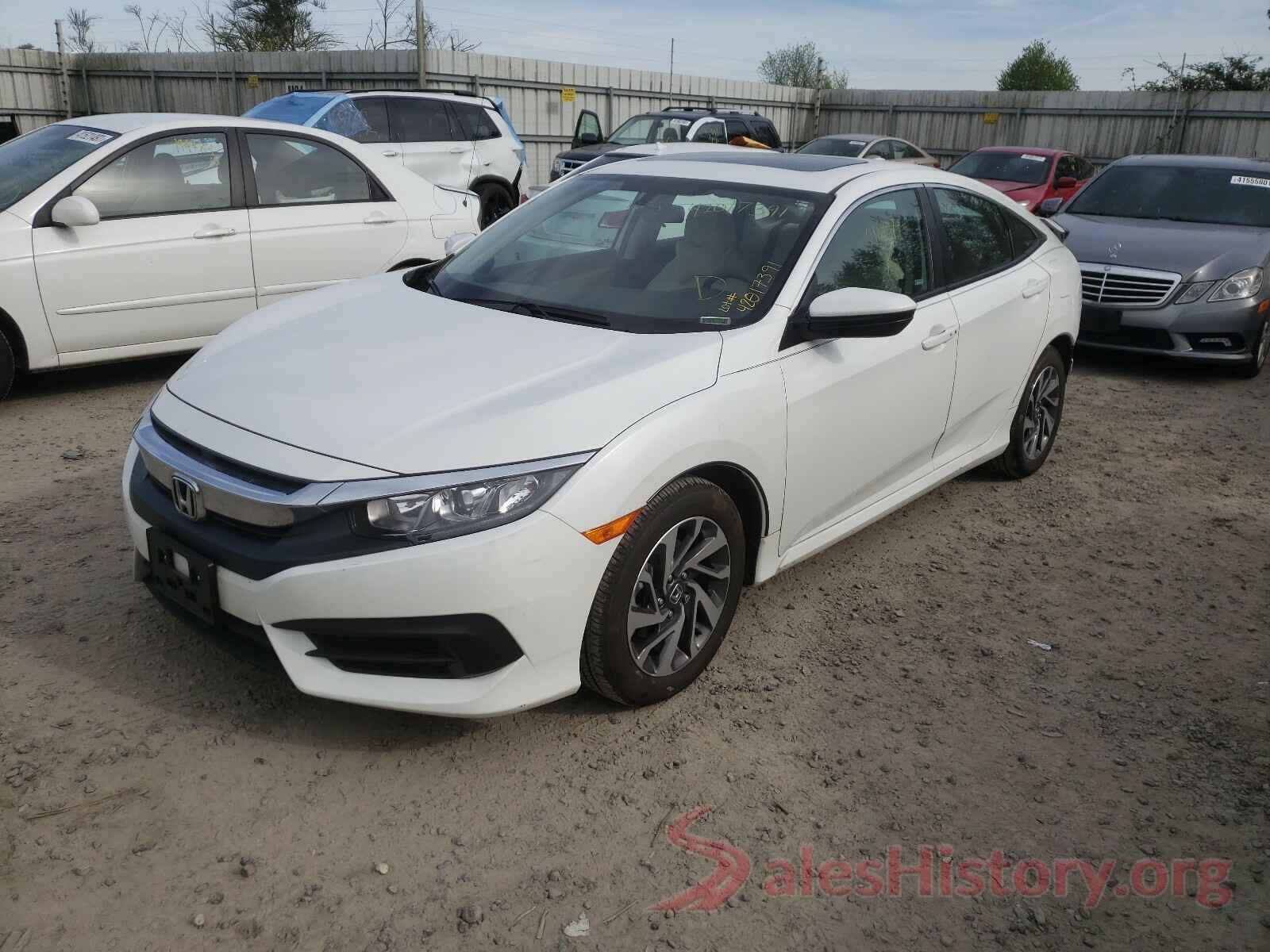 2HGFC2F7XHH573613 2017 HONDA CIVIC