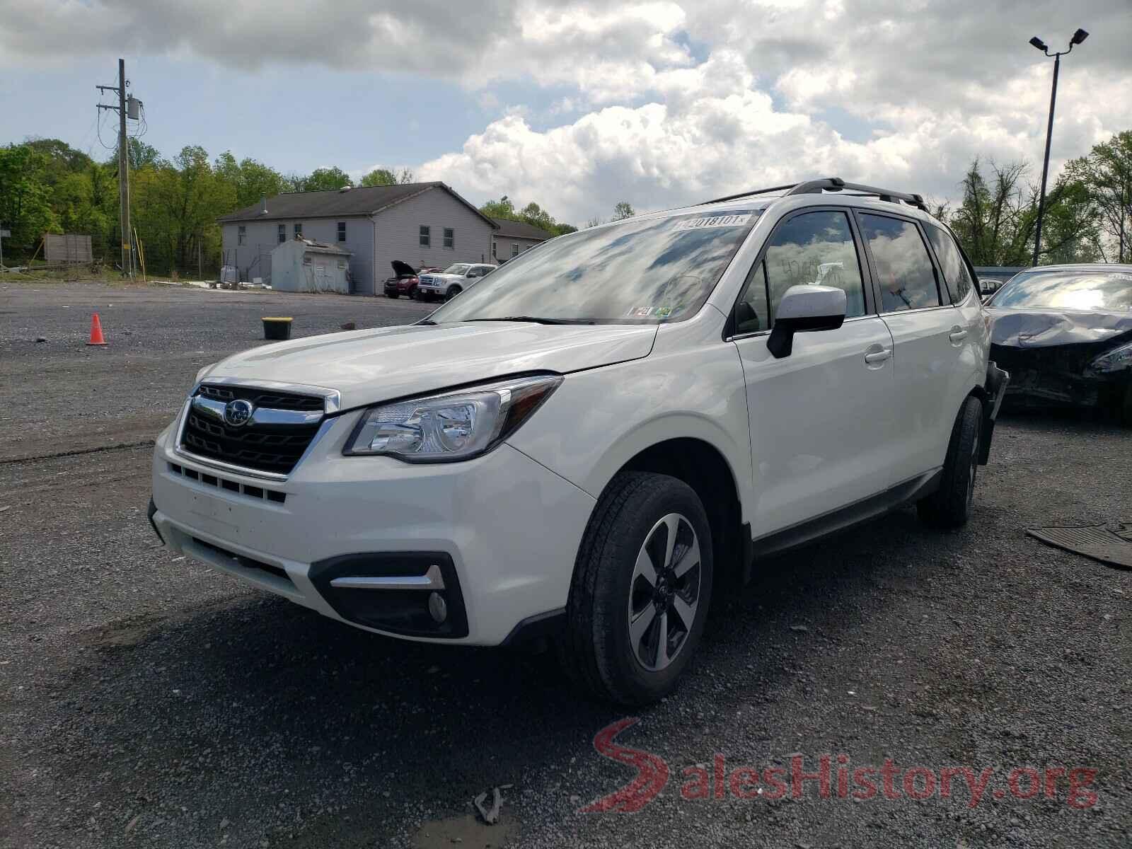 JF2SJAJC2JH405592 2018 SUBARU FORESTER