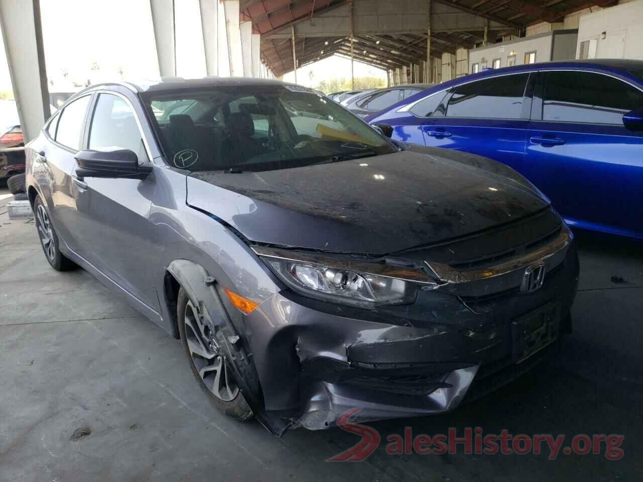 2HGFC2F71JH580875 2018 HONDA CIVIC