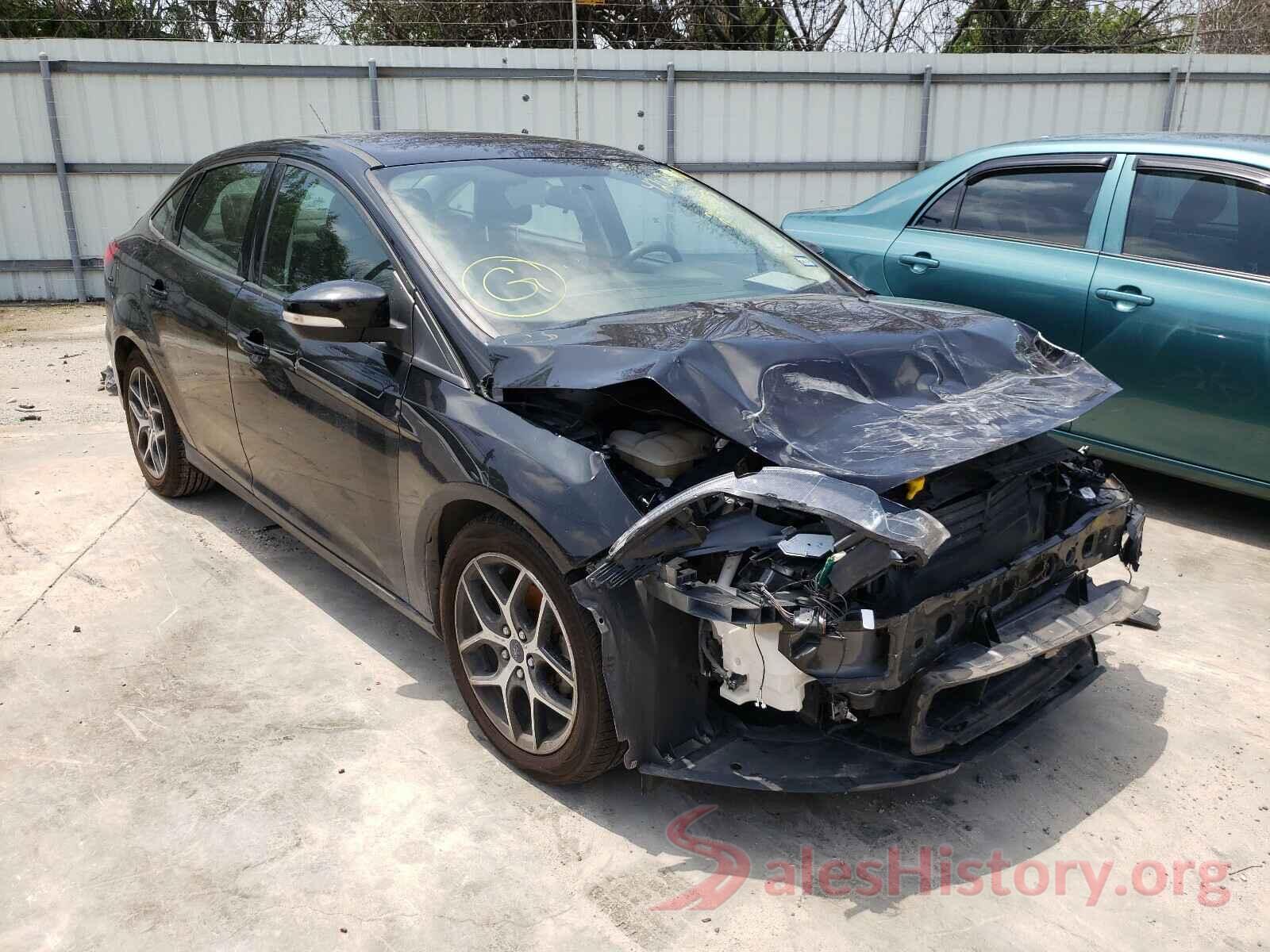 1FADP3H23JL244185 2018 FORD FOCUS