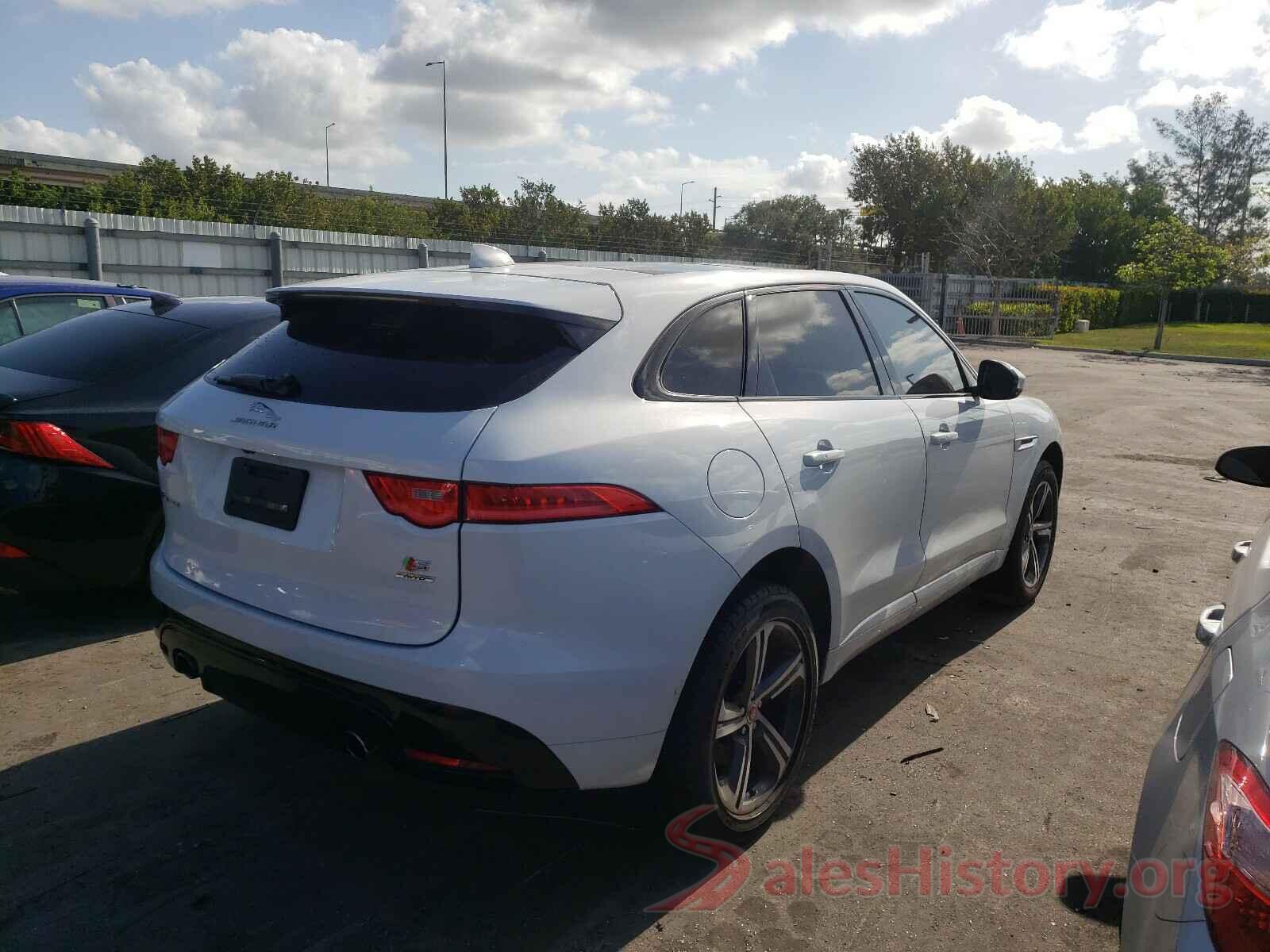 SADCM2BV6HA881464 2017 JAGUAR F-PACE