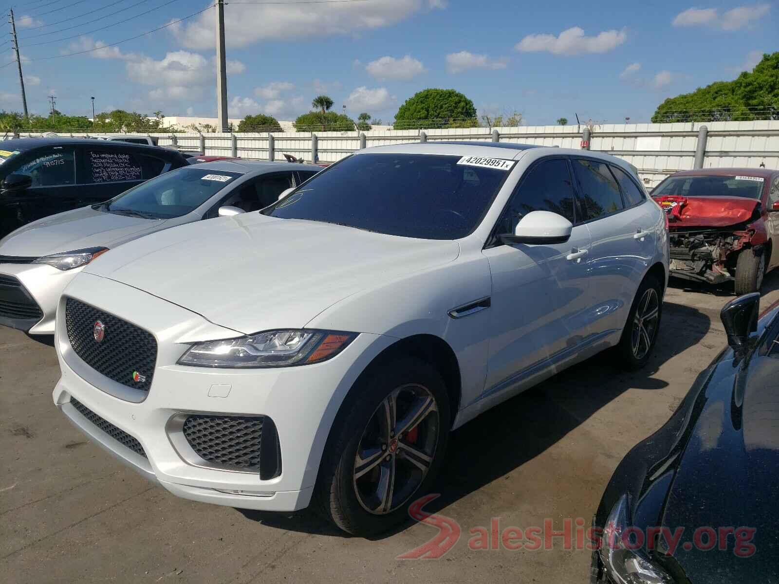 SADCM2BV6HA881464 2017 JAGUAR F-PACE