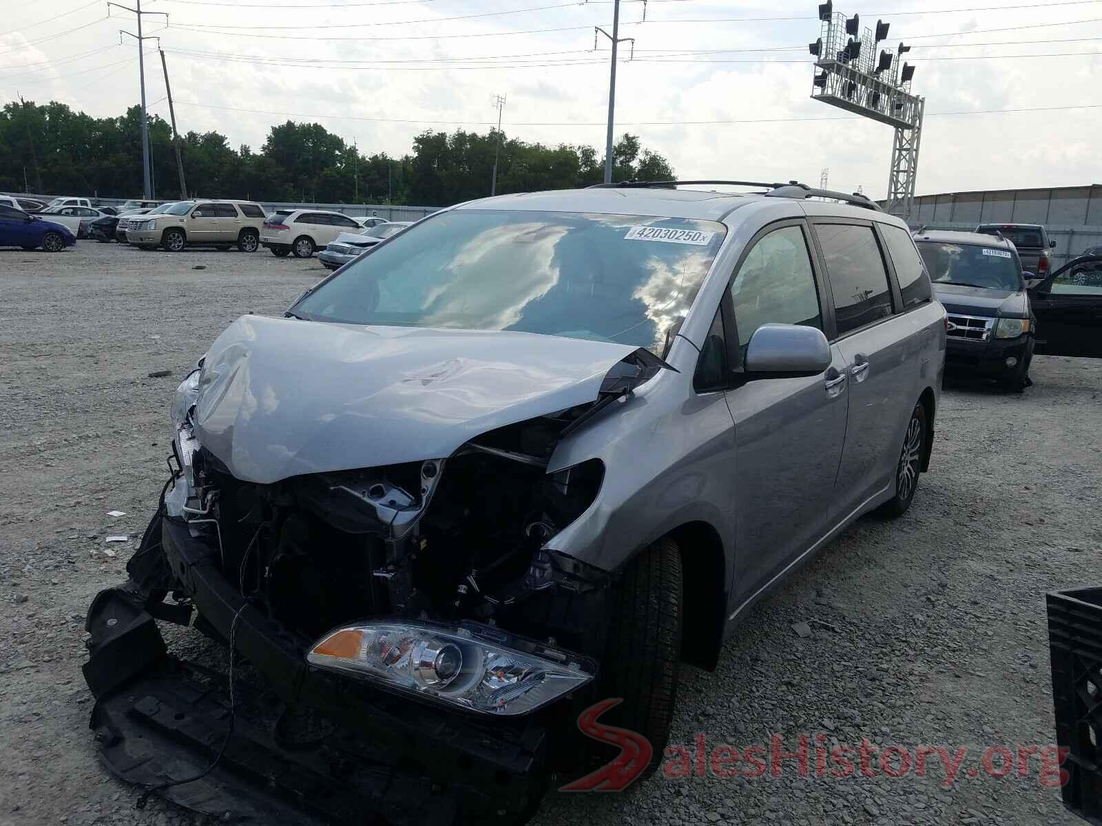 5TDYZ3DC5JS944681 2018 TOYOTA SIENNA