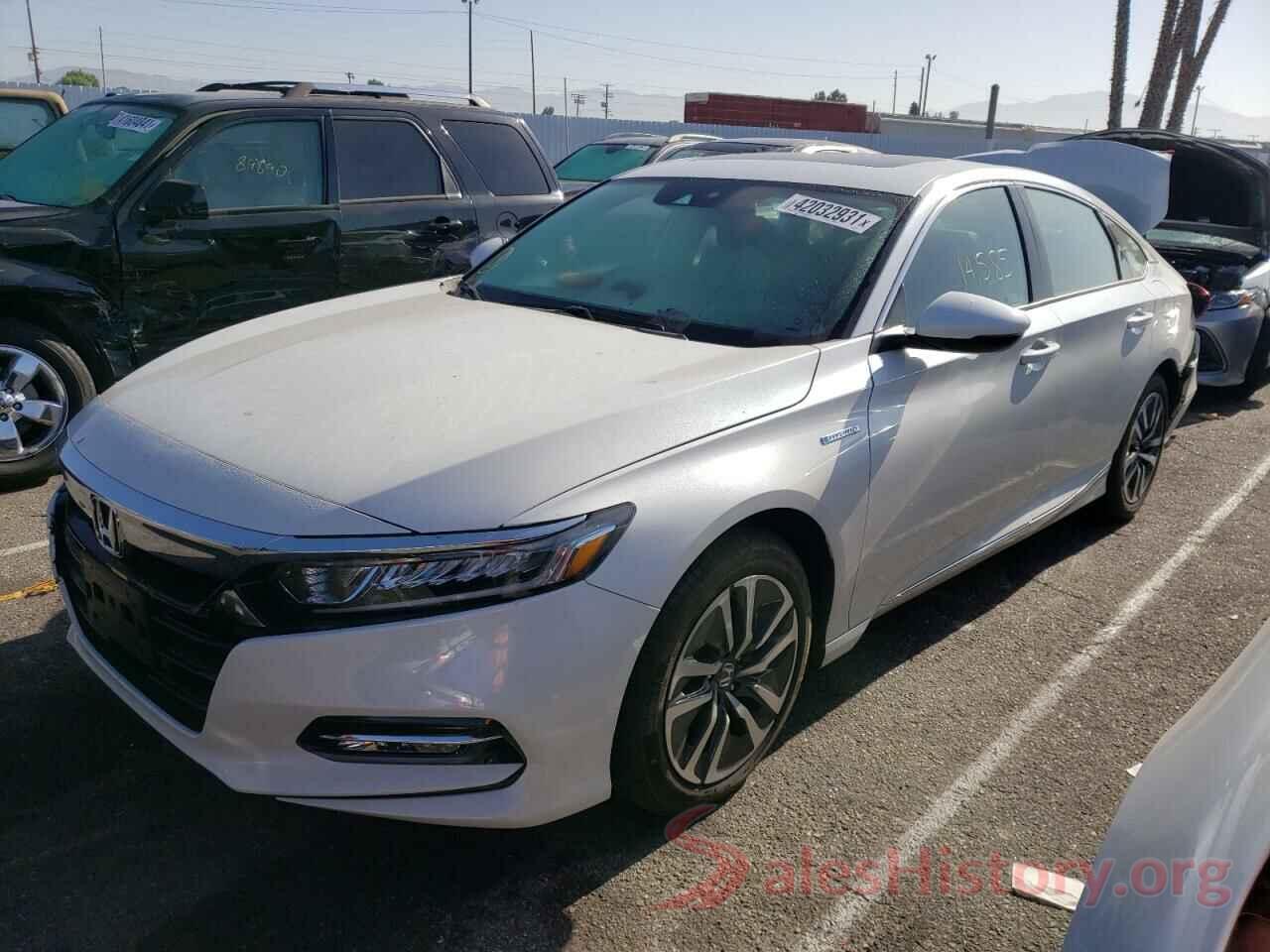 1HGCV3F57KA001499 2019 HONDA ACCORD