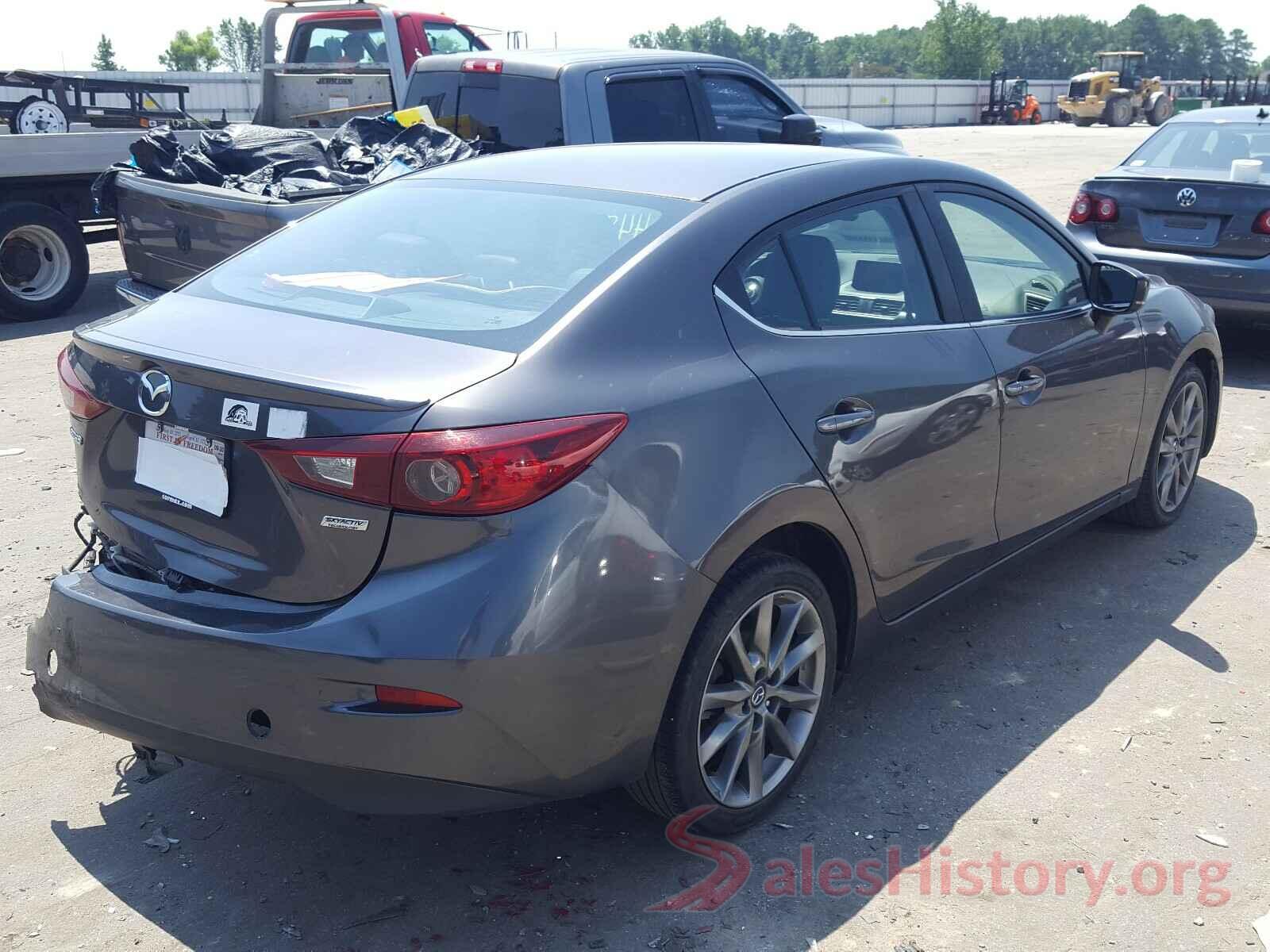 3MZBN1V37JM184884 2018 MAZDA 3