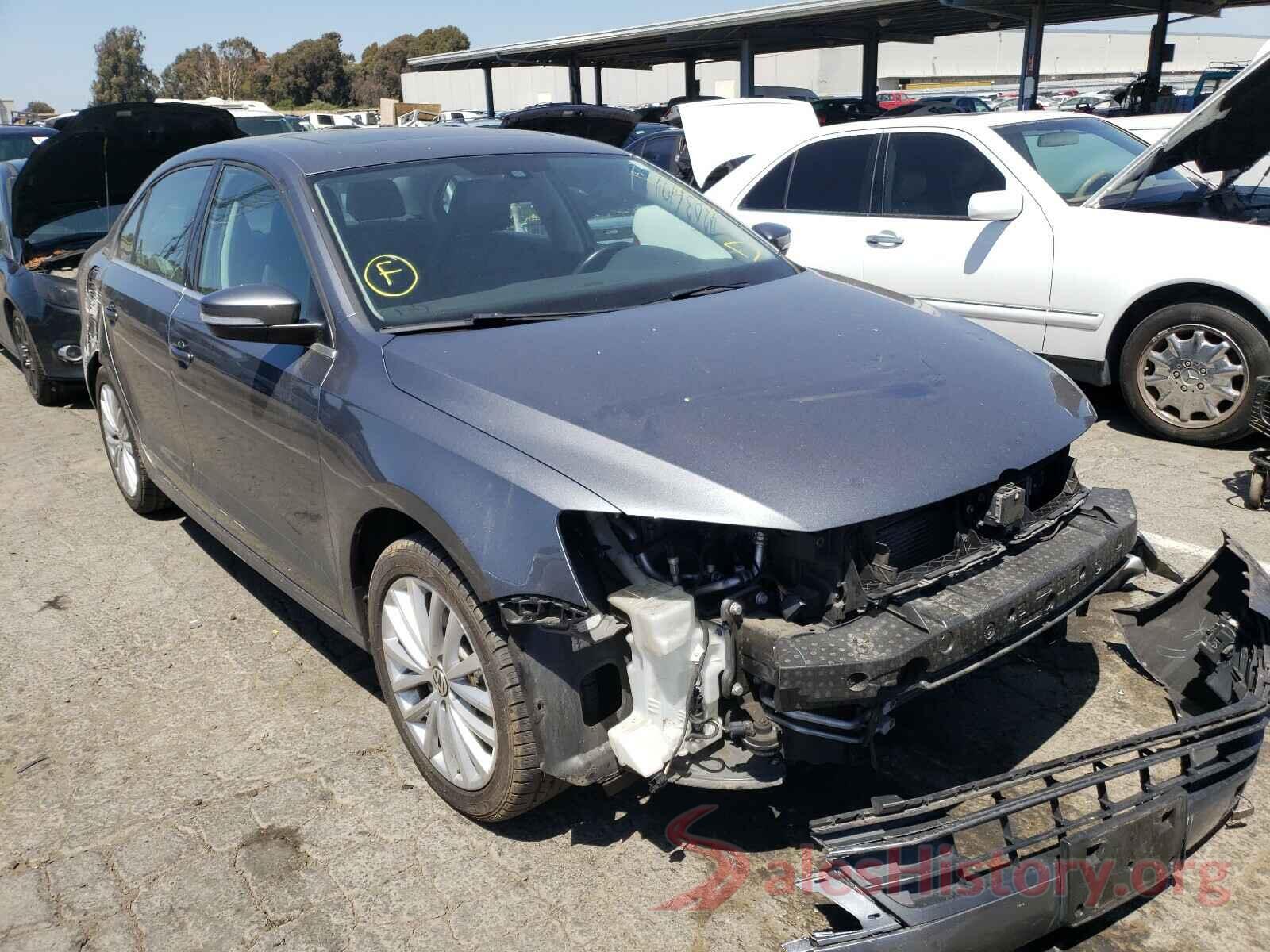 3VWL17AJ6GM213548 2016 VOLKSWAGEN JETTA