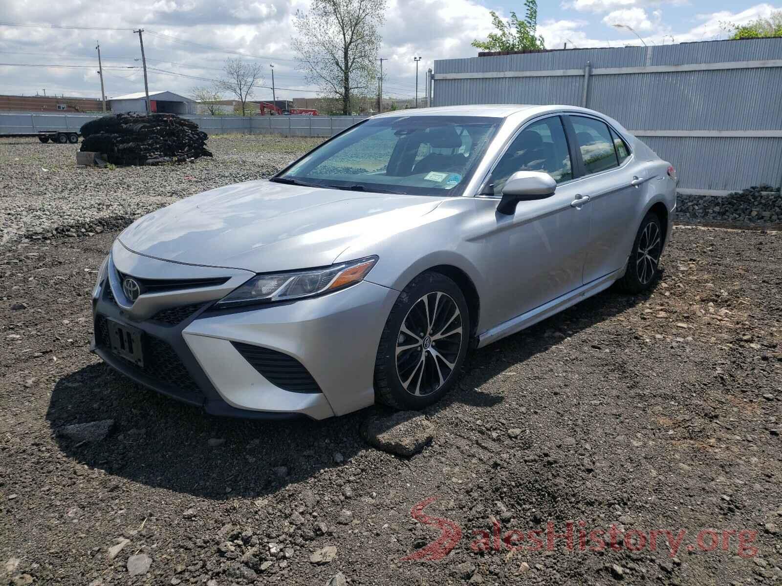 4T1B11HKXJU503347 2018 TOYOTA CAMRY