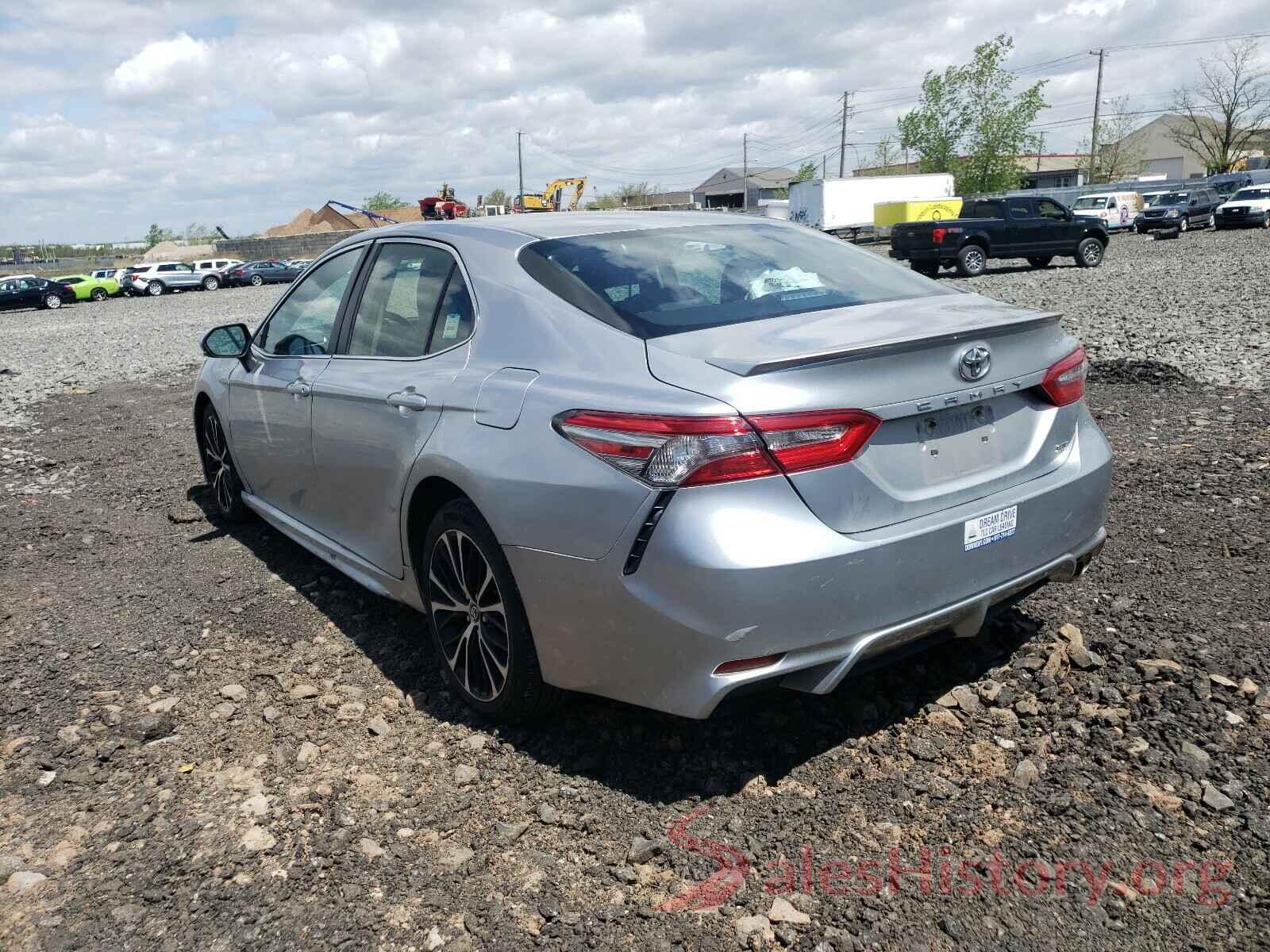 4T1B11HKXJU503347 2018 TOYOTA CAMRY