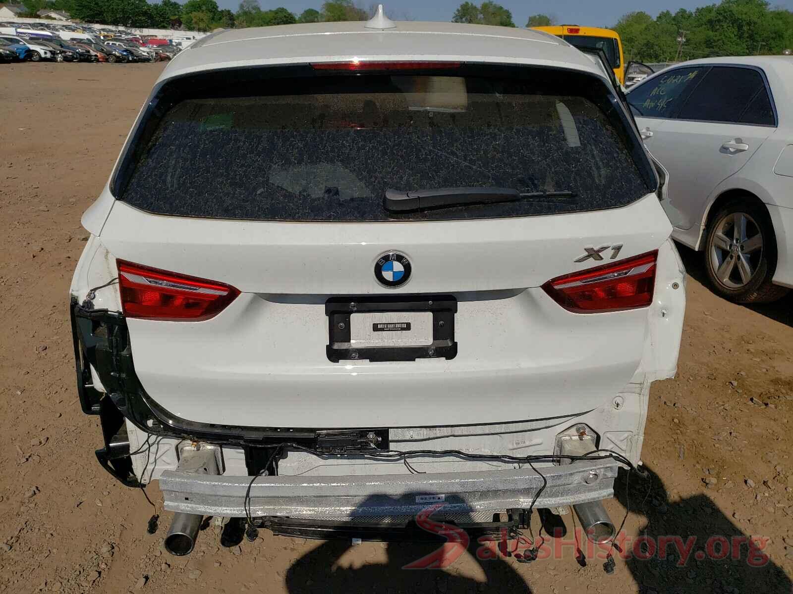 WBXHT3Z3XJ4A66158 2018 BMW X1