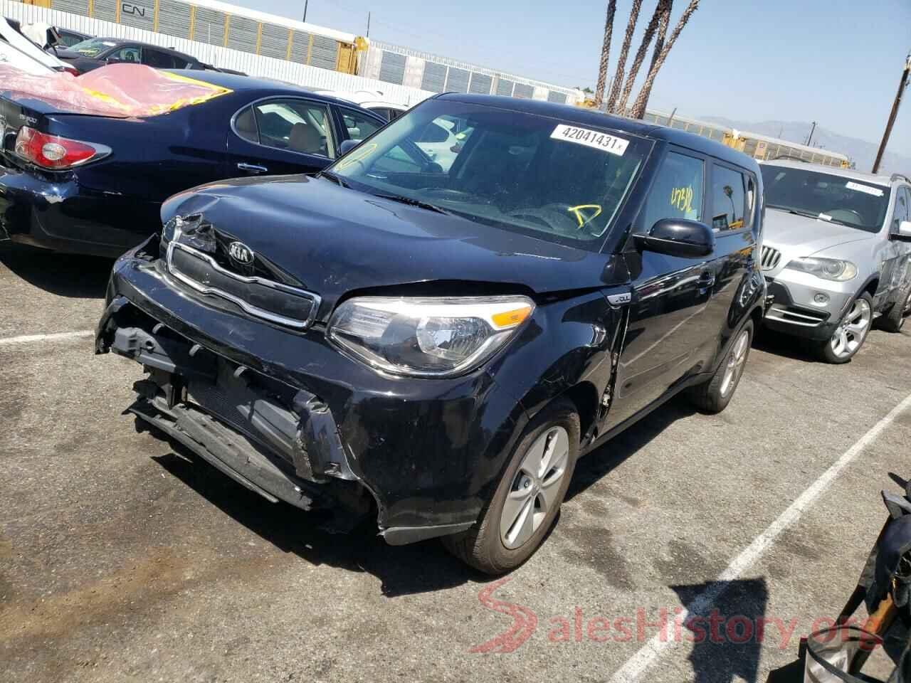 KNDJN2A25G7385137 2016 KIA SOUL