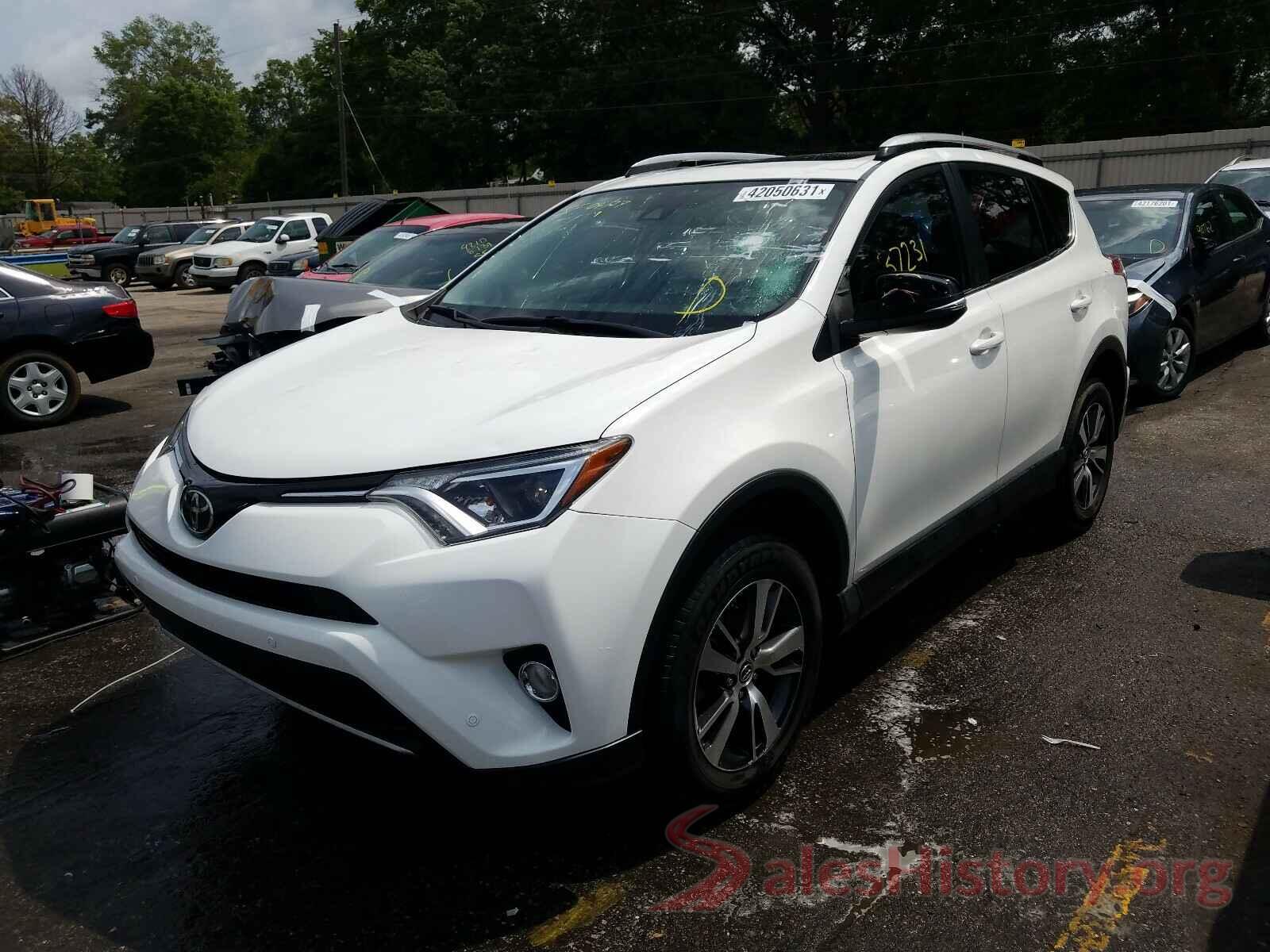 JTMWFREV5HJ718635 2017 TOYOTA RAV4