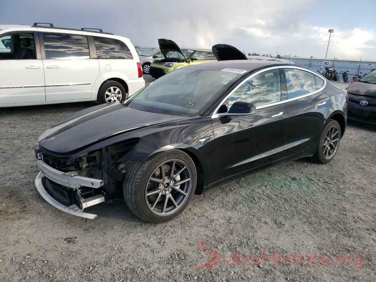 5YJ3E1EB4JF182366 2018 TESLA MODEL 3