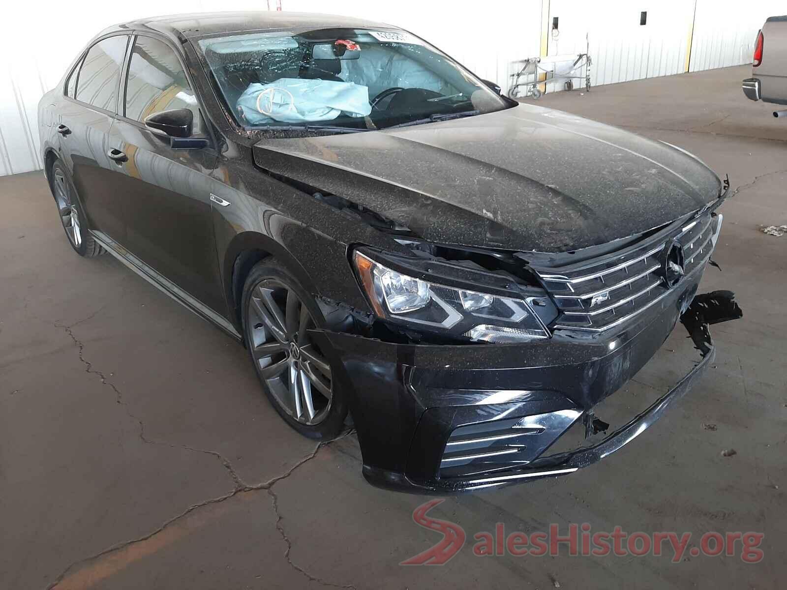 1VWAA7A36JC031852 2018 VOLKSWAGEN PASSAT