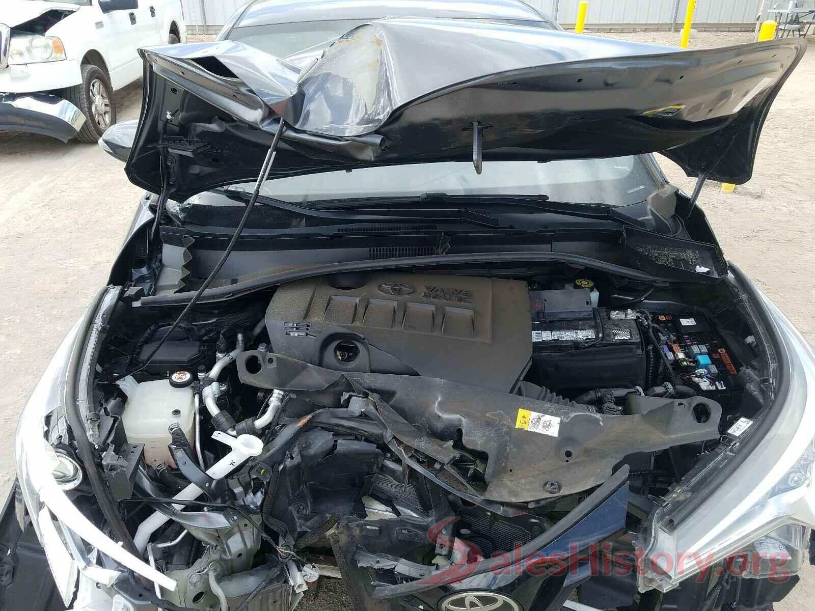 NMTKHMBX7JR010542 2018 TOYOTA C-HR