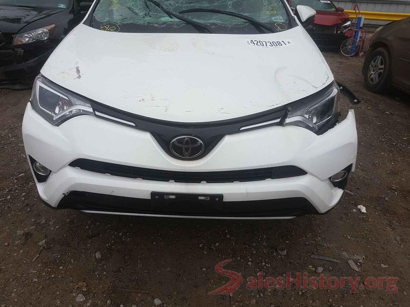 2T3RFREV9JW710381 2018 TOYOTA RAV4