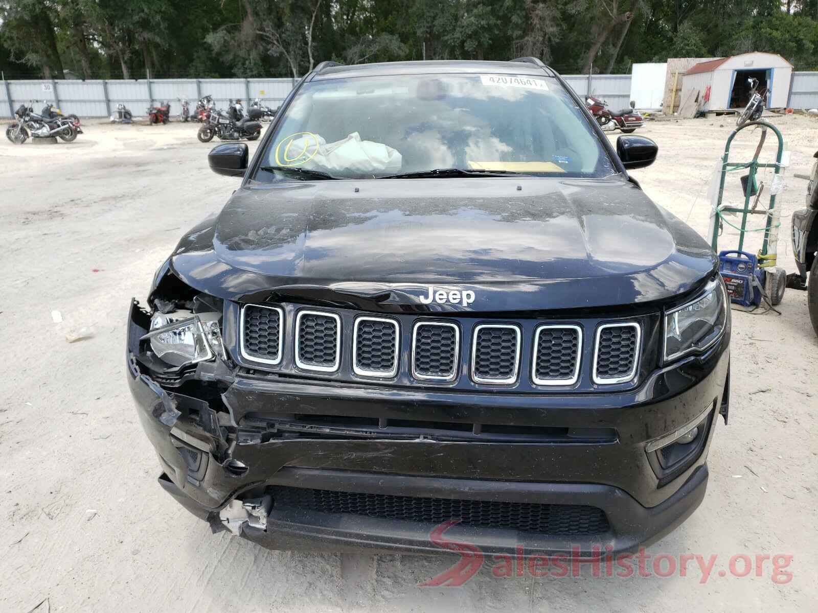 3C4NJCBB4JT461144 2018 JEEP COMPASS