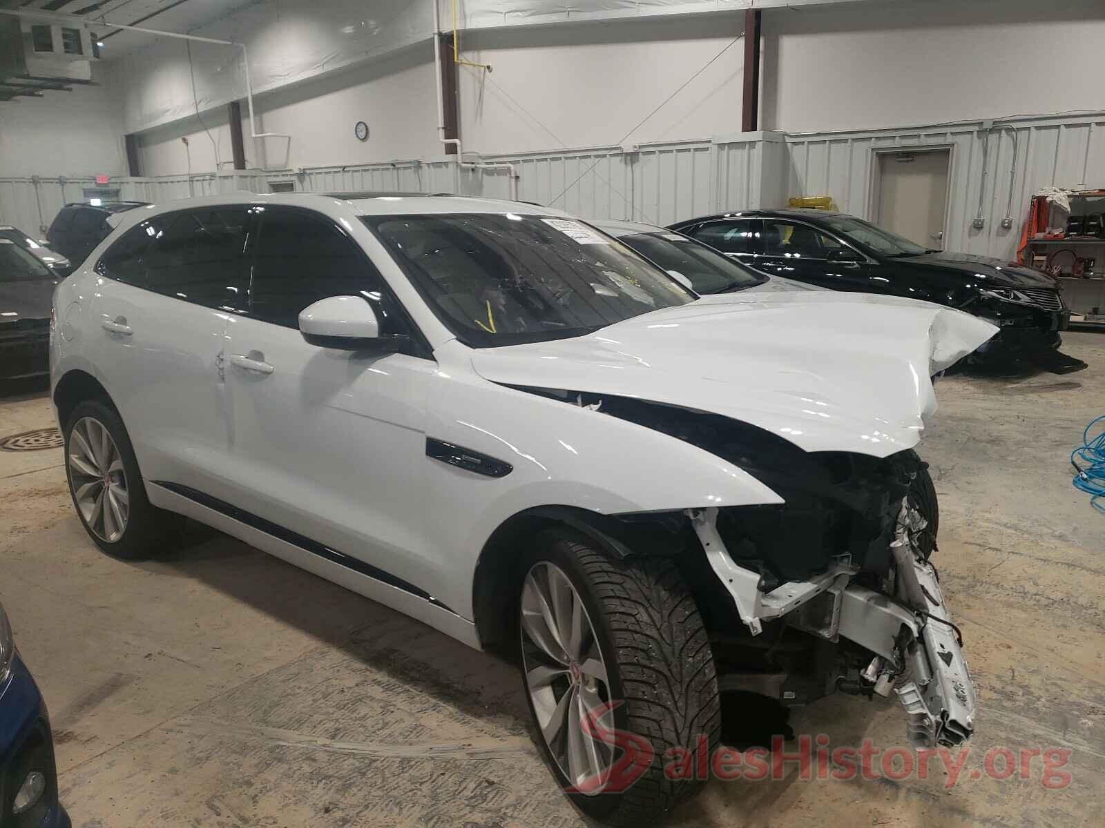 SADCL2BV8HA097113 2017 JAGUAR F-PACE