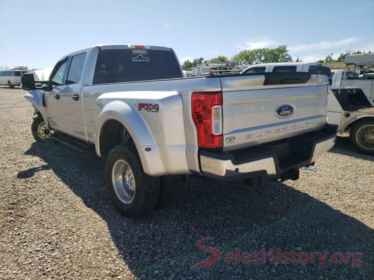 1FT8W3DT2HEB26608 2017 FORD F350