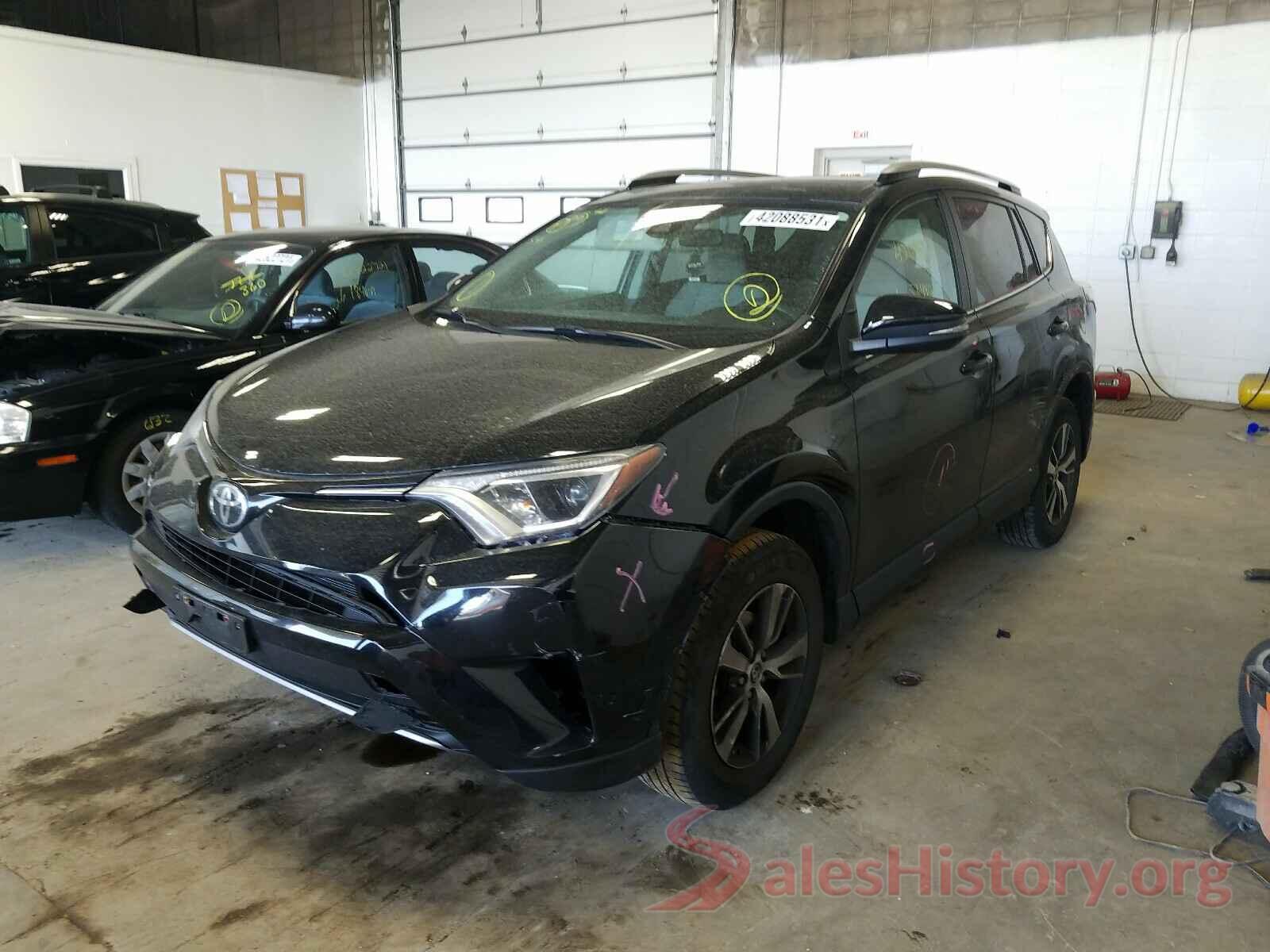 2T3RFREV1HW641714 2017 TOYOTA RAV4