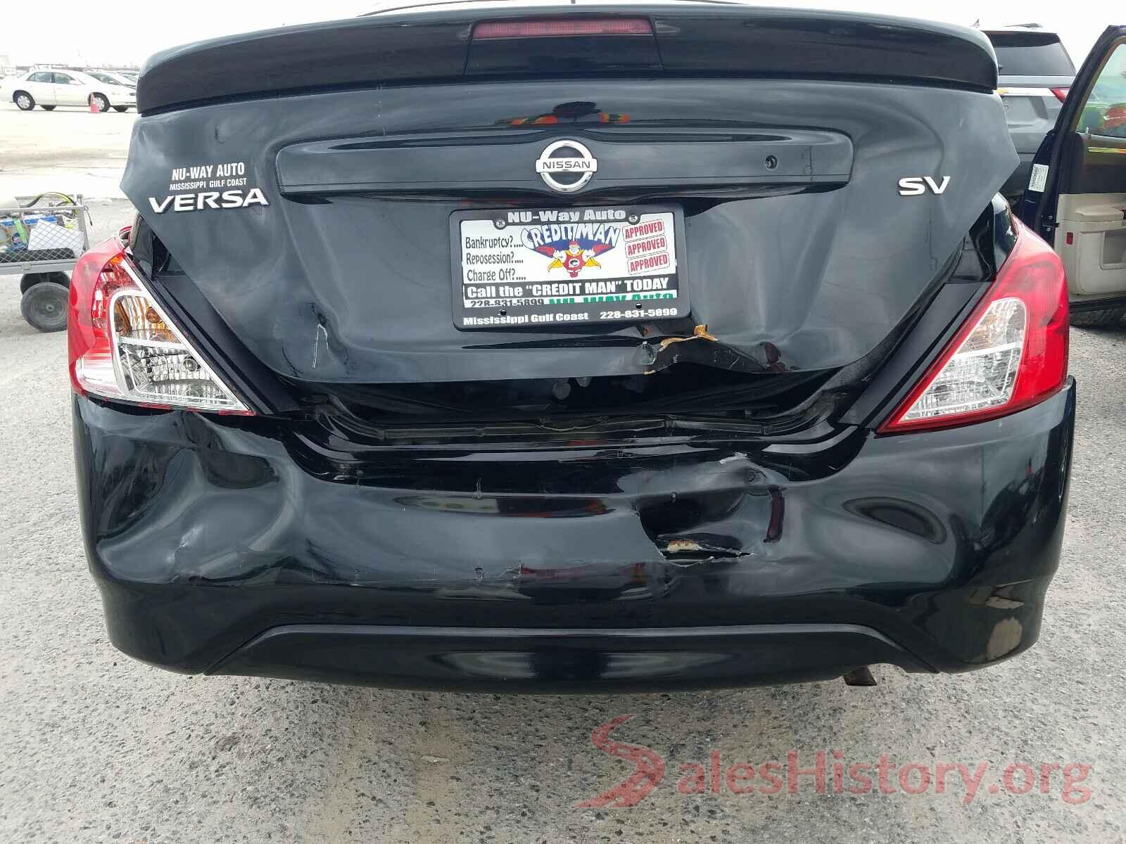 3N1CN7AP5JL872393 2018 NISSAN VERSA