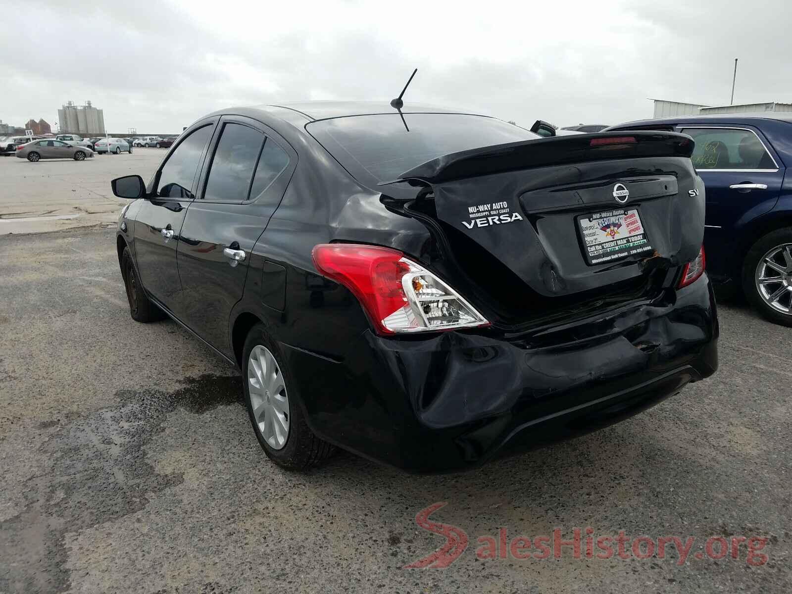 3N1CN7AP5JL872393 2018 NISSAN VERSA