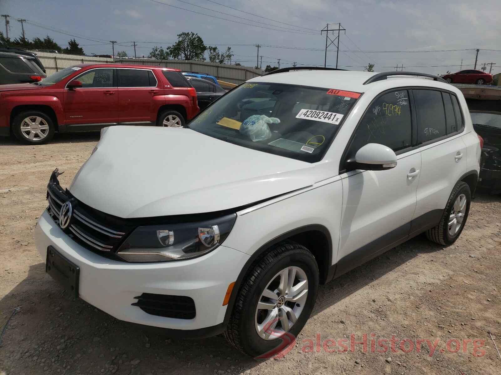 WVGAV7AX7HK038038 2017 VOLKSWAGEN TIGUAN