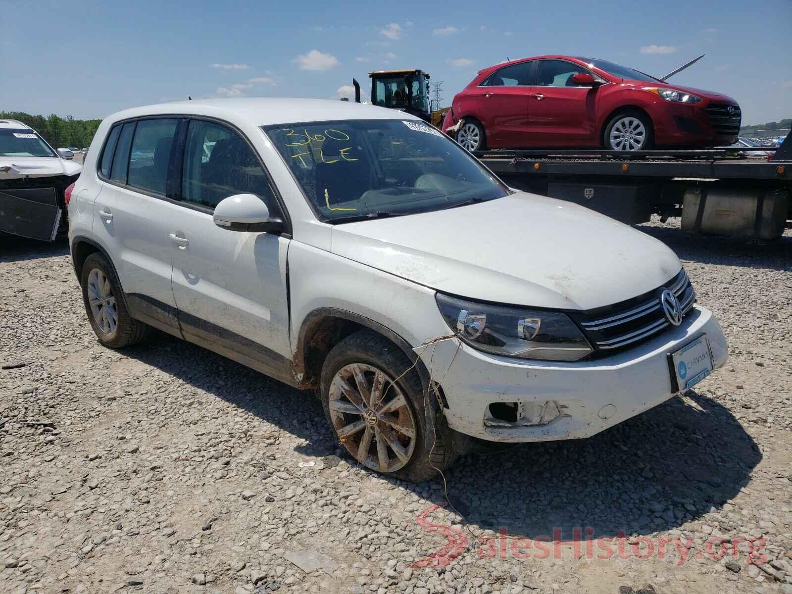 WVGAV7AX7HK050576 2017 VOLKSWAGEN TIGUAN