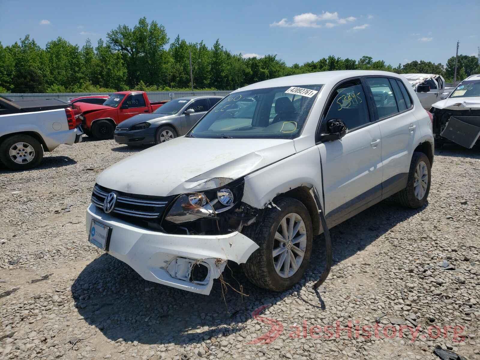 WVGAV7AX7HK050576 2017 VOLKSWAGEN TIGUAN