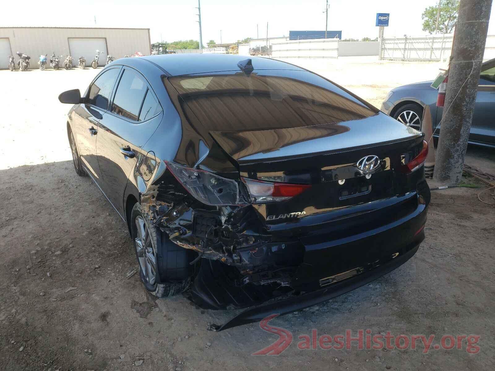 5NPD84LF2JH323889 2018 HYUNDAI ELANTRA