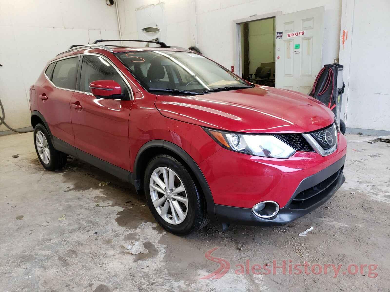 JN1BJ1CP1JW162886 2018 NISSAN ROGUE