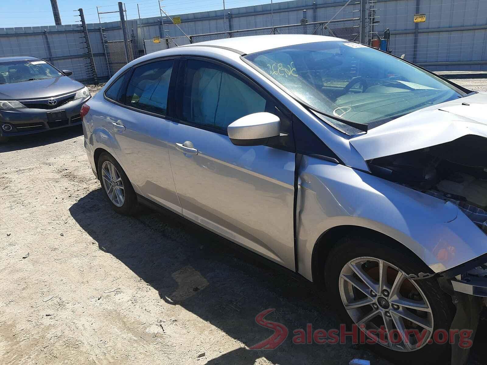 1FADP3F20JL235964 2018 FORD FOCUS