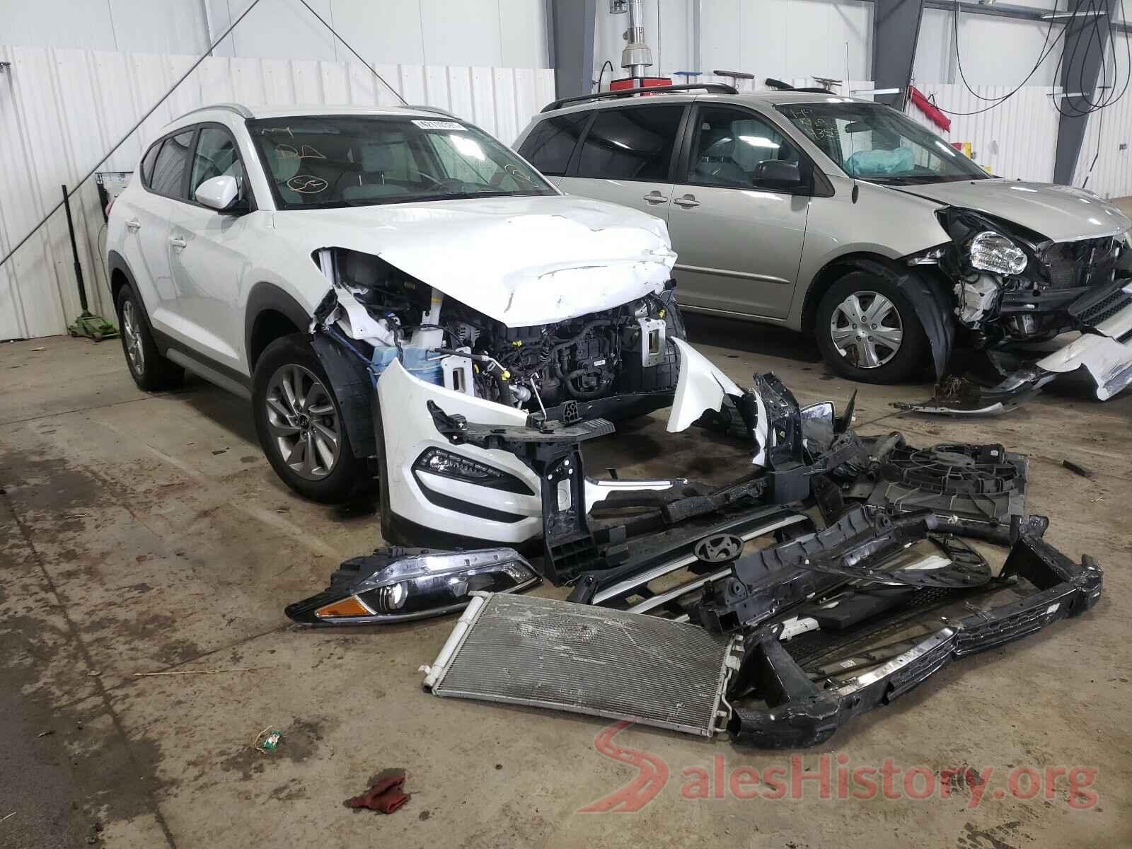 KM8J3CA47JU608019 2018 HYUNDAI TUCSON