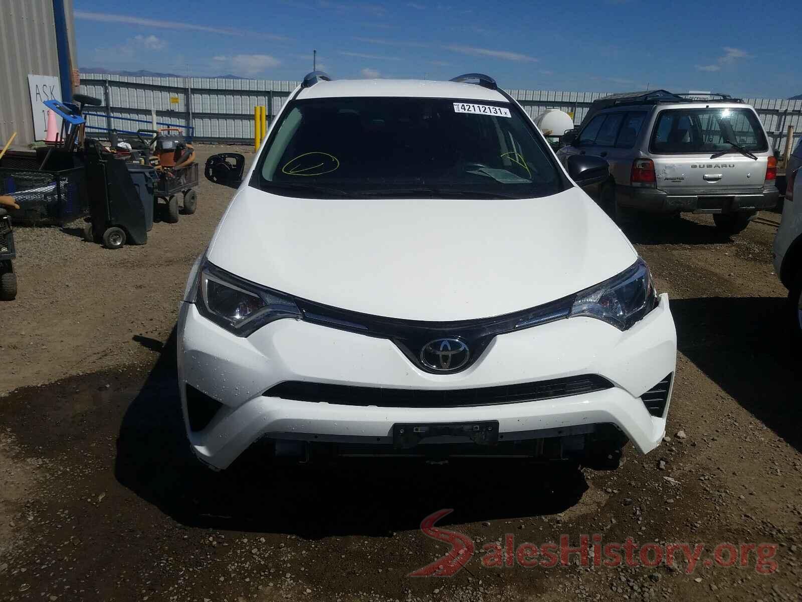 JTMBFREV7JJ217640 2018 TOYOTA RAV4