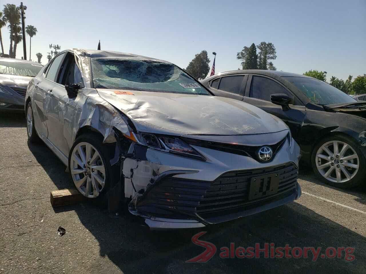 4T1C11AK3MU444628 2021 TOYOTA CAMRY