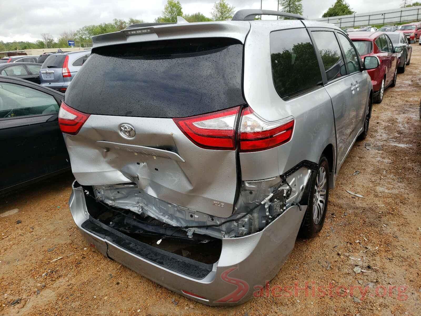 5TDYZ3DC8KS969706 2019 TOYOTA SIENNA