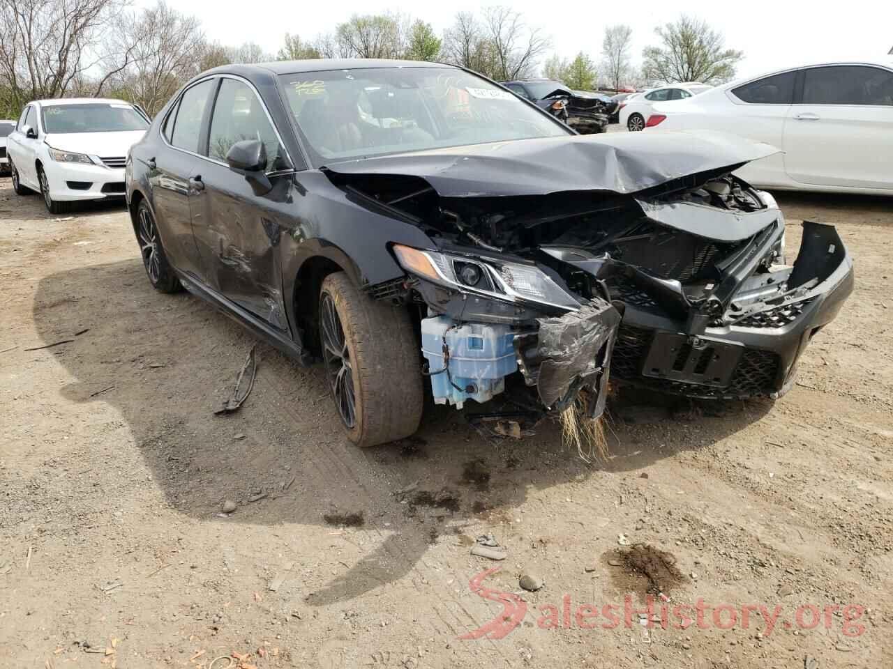 JTNB11HK0J3040737 2018 TOYOTA CAMRY