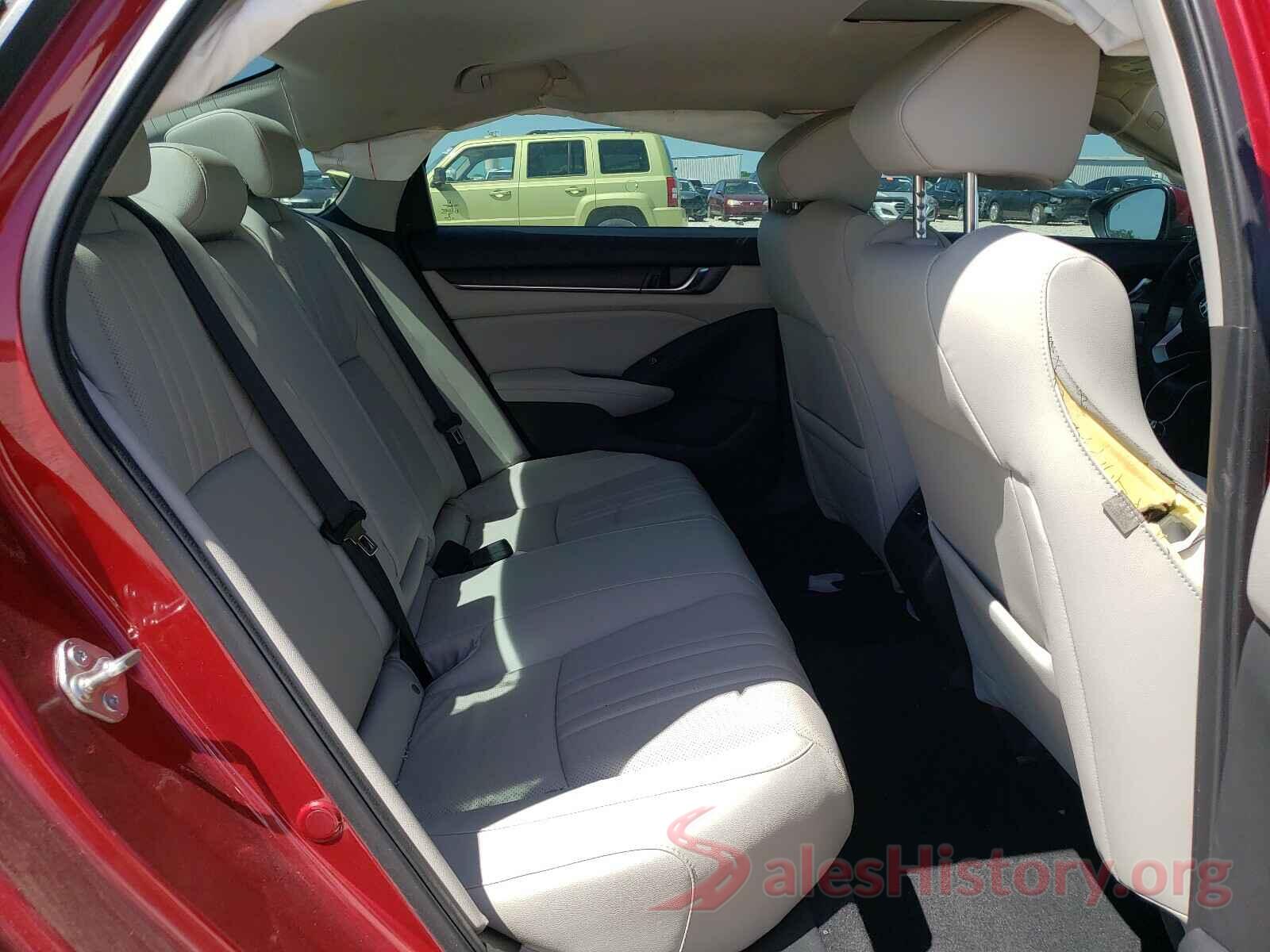 1HGCV2F52JA034239 2018 HONDA ACCORD