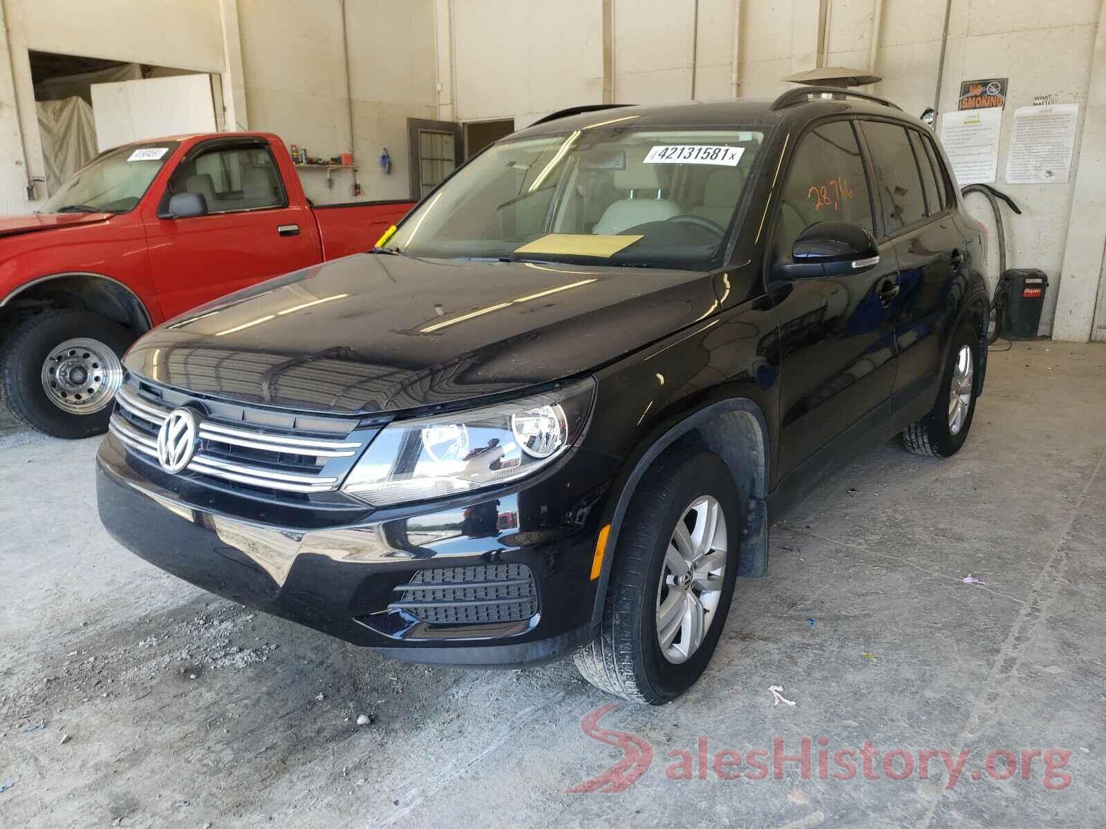 WVGAV7AX8HK029607 2017 VOLKSWAGEN TIGUAN