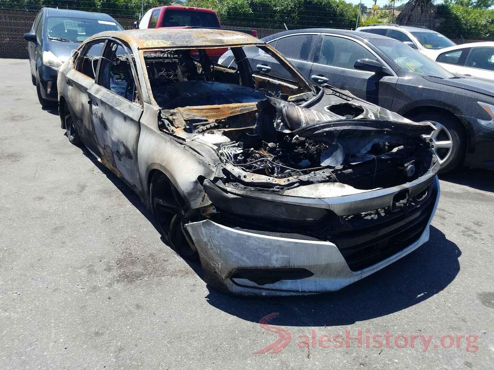 1HGCV1F17KA058819 2019 HONDA ACCORD