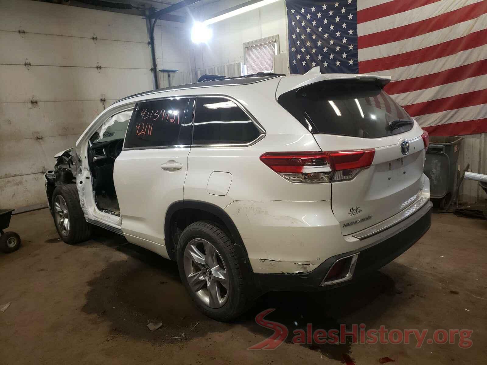 5TDDGRFH0HS032888 2017 TOYOTA HIGHLANDER