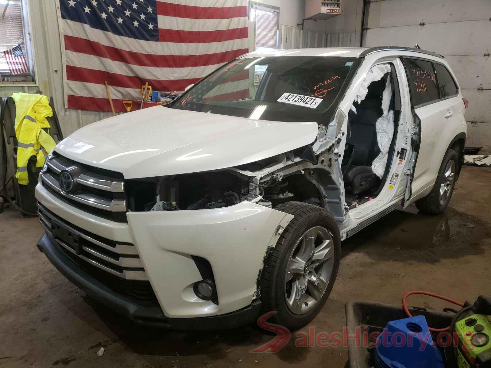 5TDDGRFH0HS032888 2017 TOYOTA HIGHLANDER