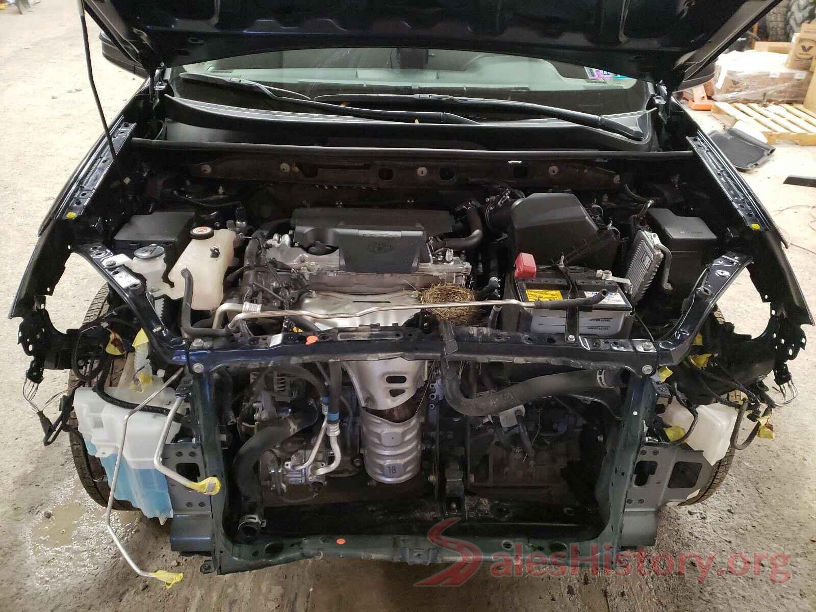 JTMBFREV0JJ242329 2018 TOYOTA RAV4