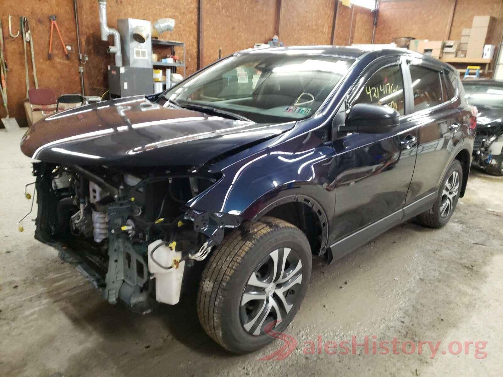 JTMBFREV0JJ242329 2018 TOYOTA RAV4