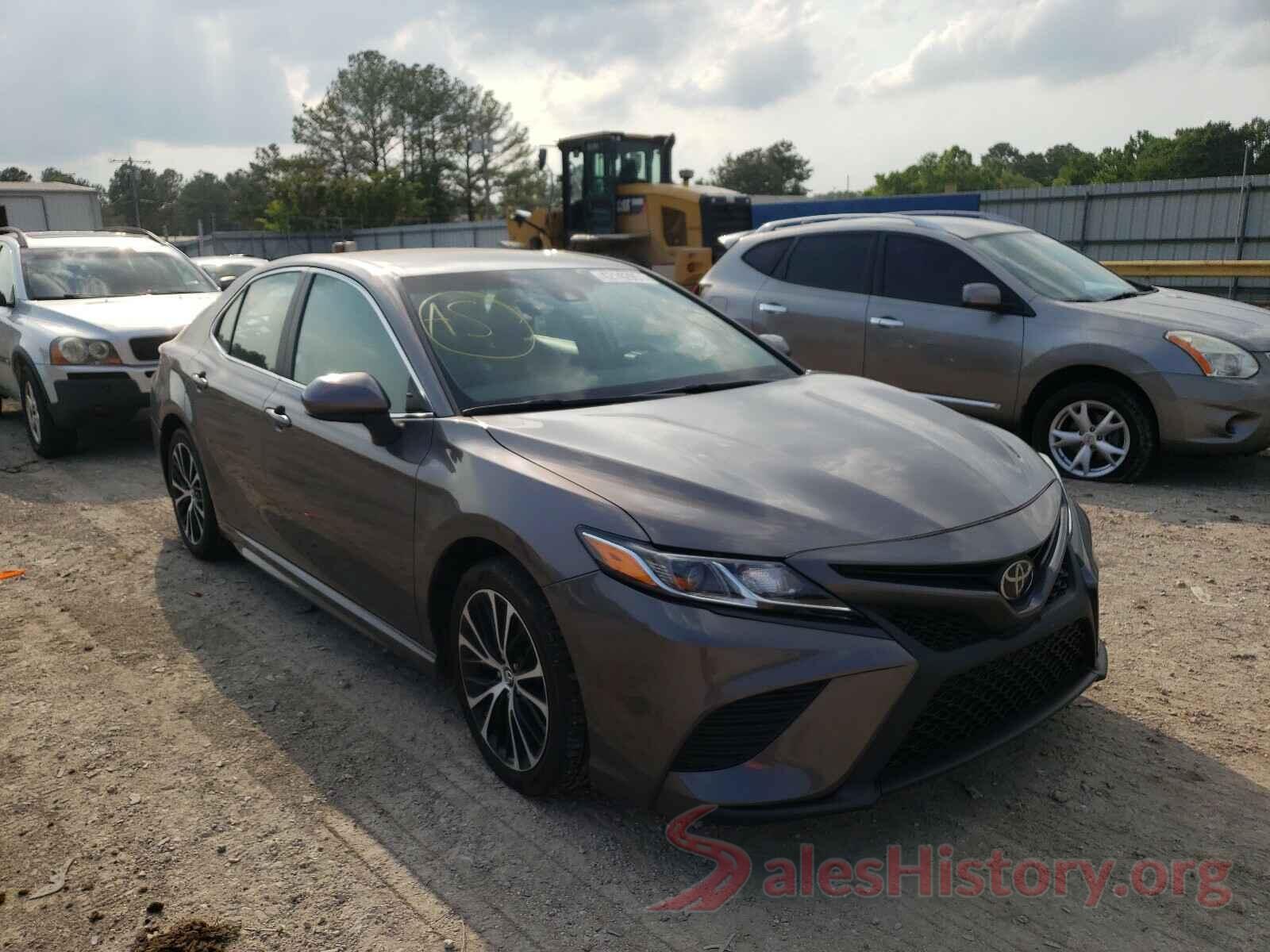 4T1B11HK9KU722320 2019 TOYOTA CAMRY