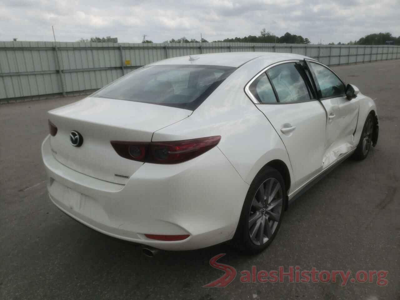 JM1BPACM9K1101754 2019 MAZDA 3