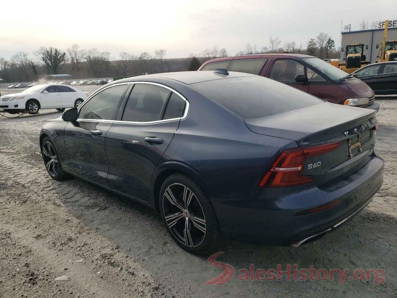 7JR102FL1KG004538 2019 VOLVO S60