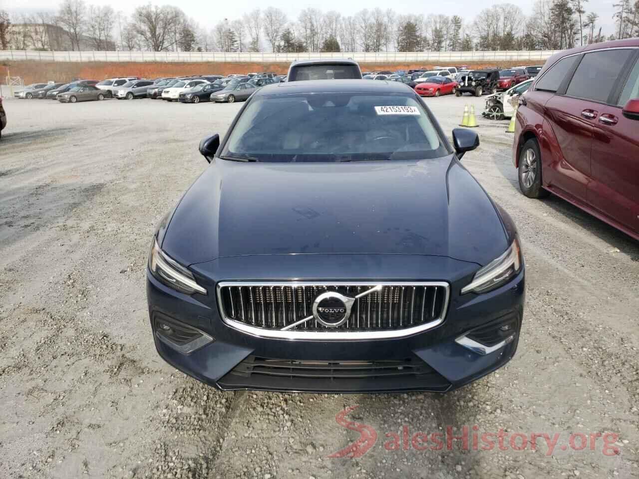 7JR102FL1KG004538 2019 VOLVO S60